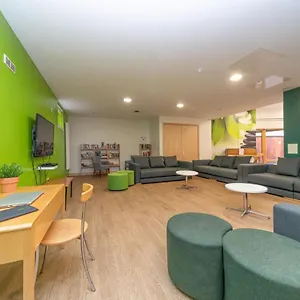 Joivy Affordable 3,4,5 And 12 Bed Private Flats Next To Royal Mile (adults Only) Apartment Edinburgh